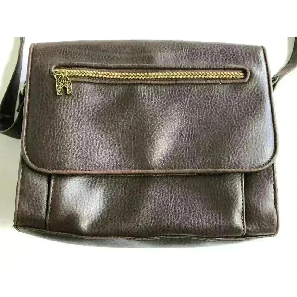Relic crossbody leather purse brown flap snap close arch charm pebbled - Picture 3 of 13